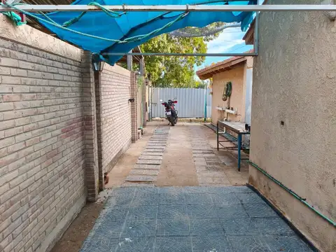 Casa en Venta en Villa Centenario, USD 143.000