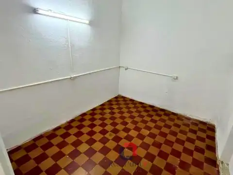 Local en Alquiler en Alto Alberdi, $ 600.000