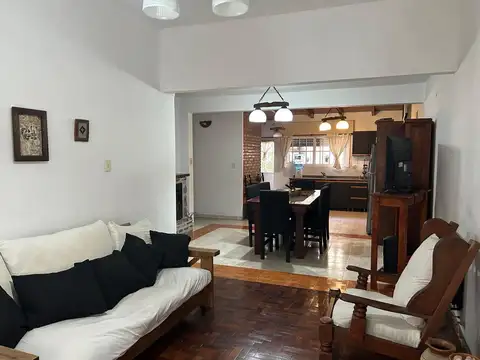 Fray Luis Beltrán 400