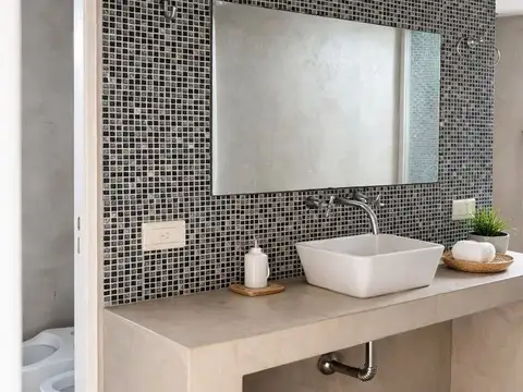 VENTA CASA 6 AMBIENTES EN LOMAS DE ZAMORA