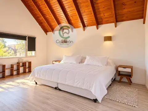 Casa 4 ambientes con 3 baños