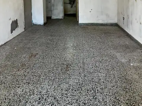 Local en Venta en Versalles, USD 40.000