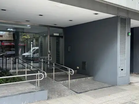 Avenida Directorio 400