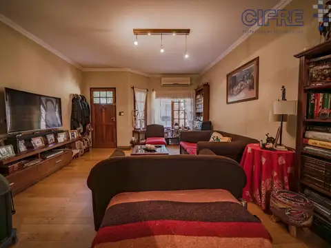 Depto Tipo Casa en Venta en Villa Pueyrredon, USD 360.000