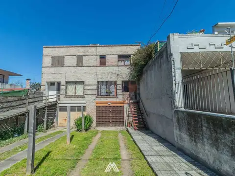 VENTA CASA 3 DORM GARAJE JARDIN PARILLERO PRADO