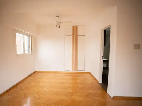 Departamento en Alquiler en Floresta, $ 580.000