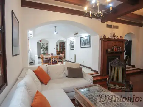 Casa en Venta en Saavedra, USD 850.000