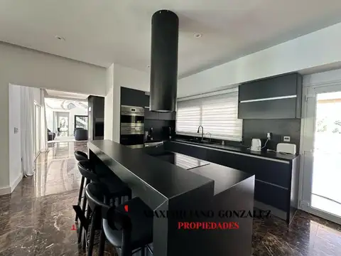 Casa en Alquiler de 6 dormitorios