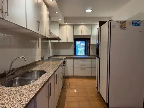Casa en Venta en Rogelio Martínez, USD 370.000