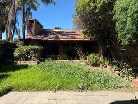 Casa 6 ambientes con 3 baños