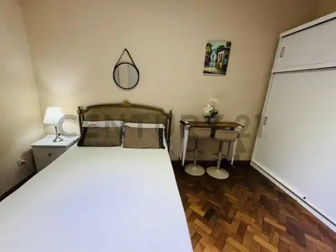 Suipacha 1000, Piso 0