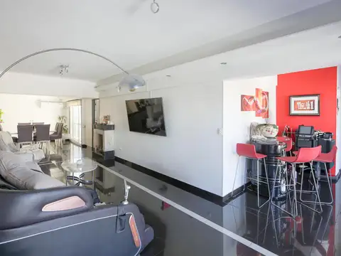 Departamento en Venta de 6 ambientes