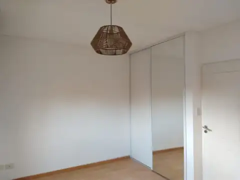 Departamento en Venta al Noreste