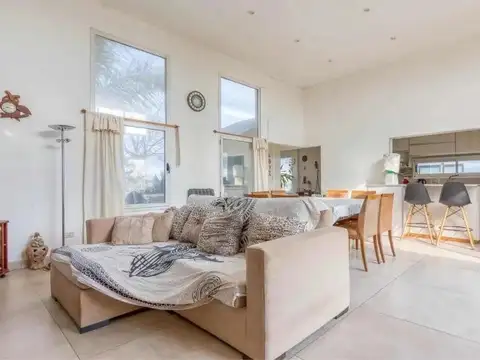 Casa en Venta | Barrio San Sebastián Escobar | con excelentes terminaciones