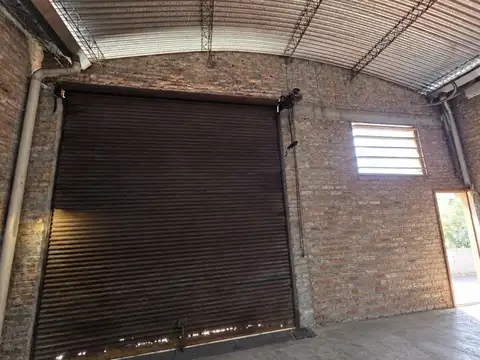 Galpon en Venta 35,50  mts Fondo