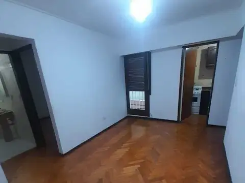 Departamento  en Alquiler en Parque Chacabuco, Capital Federal, Buenos Aires