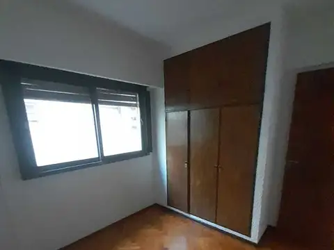 Departamento en Alquiler en Parque Chacabuco, $ 500.000