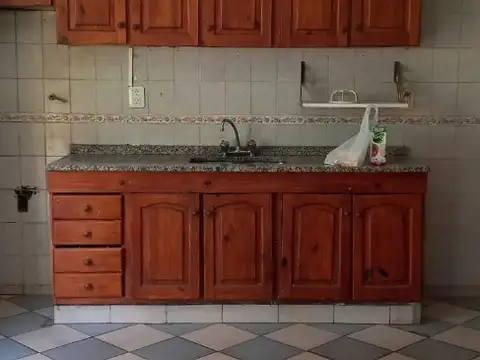 Depto Tipo Casa en Alquiler de 3 ambientes