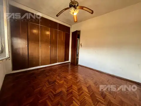 Departamento 5 ambientes con 3 baños