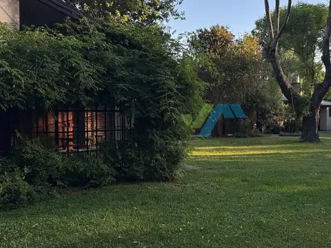 Venta Casa Chalet en 2 Plantas, Piscina, Robles del Monarca. Pilar.APTO CREDITO