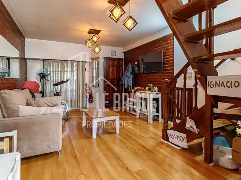 Casa en Venta con 1 cochera