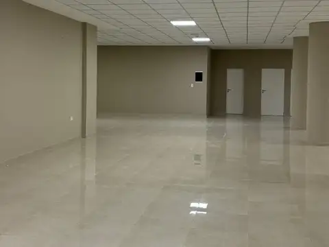 Local en Alquiler en Posadas, USD 3.500