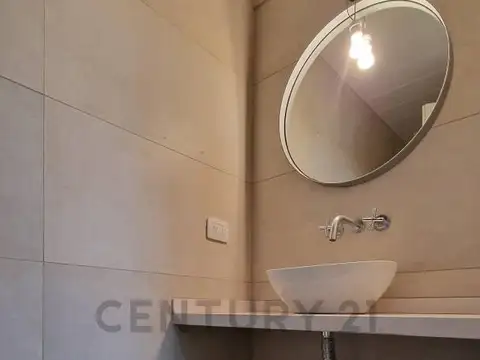 Departamento 5 ambientes con 1 baño