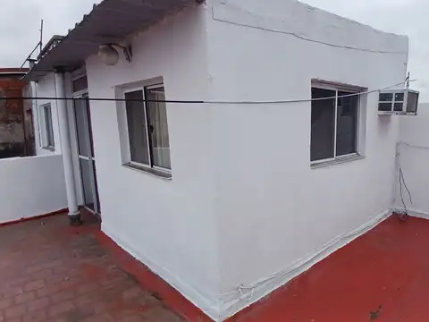 Depto Tipo Casa en Venta 77 años