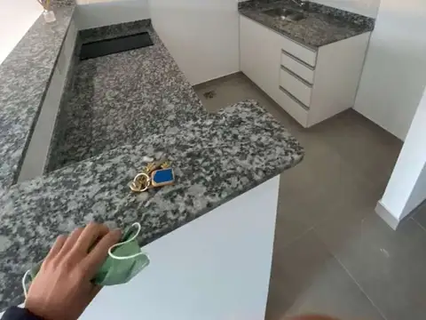 Departamento en Alquiler con 1 cochera