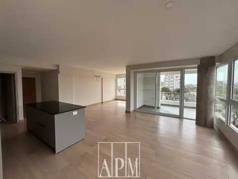 Departamento en Alquiler de 3 dormitorios