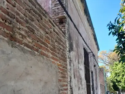 Casa en Venta con 5 cocheras