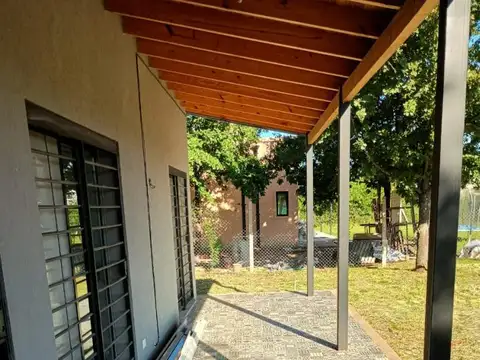 Casa en Venta con 5 cocheras