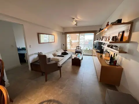 Departamento en Alquiler en Martínez, USD 800