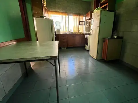 Casa 5 ambientes con 1 baño