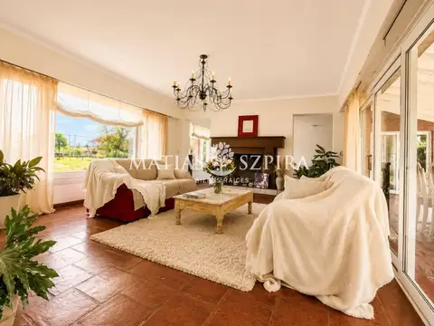 Casa 5 ambientes con 5 baños