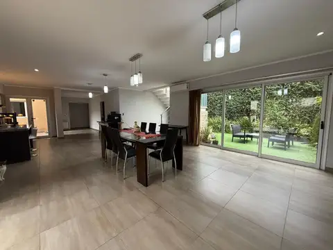 Casa en Venta de 5 dormitorios