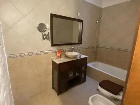 Local en Alquiler en Villa Urquiza, $ 2.300.000