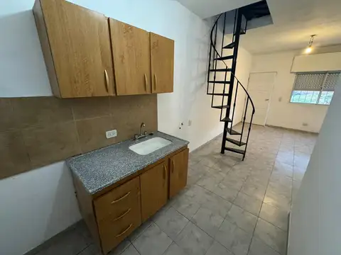 Depto Tipo Casa en Alquiler de 2 dormitorios