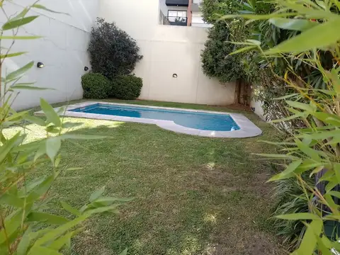 EXCELENTE DOS AMBIENTES MUY LUMINOSO