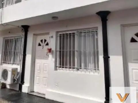 Dúplex en venta - 2 Dormitorios 2 Baños - Cochera - 76Mts2 - La Matanza