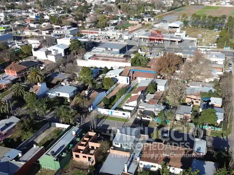 Casa 6 ambientes con 3 baños