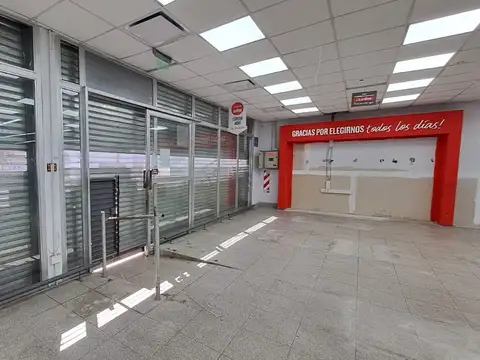 Local en Alquiler Via Púb.