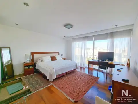 Alquila casa en Manantiales de 3 dormitorios en suite, con hermosa vista al mar