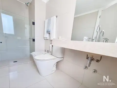 Casa en Alquiler Temporal en Manantiales, USD 36.000