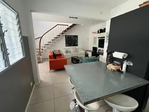 Depto Tipo Casa 4 ambientes con 1 baño