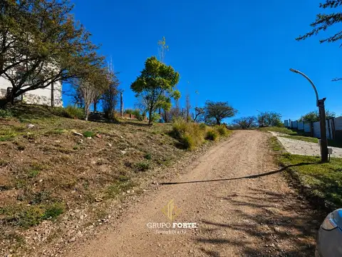TERRENO EN VENTA- MOLINOS DE VIENTO MEDIOLAZA