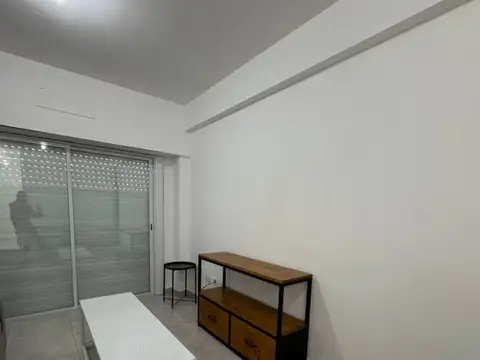 Departamento en Alquiler en Caseros, $ 800.000