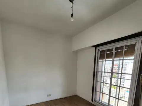 Ameghino 500, Piso 9