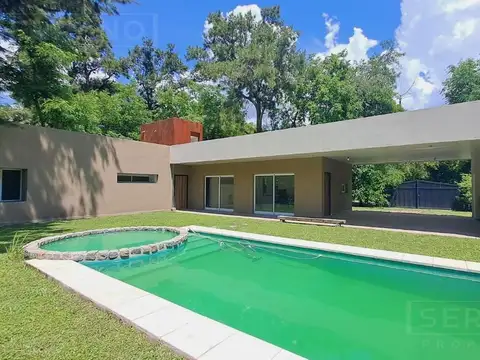 Casa 3 ambientes con 2 baños