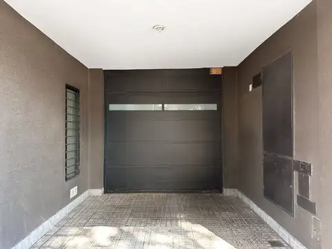 San Nicolas 500, Piso 00